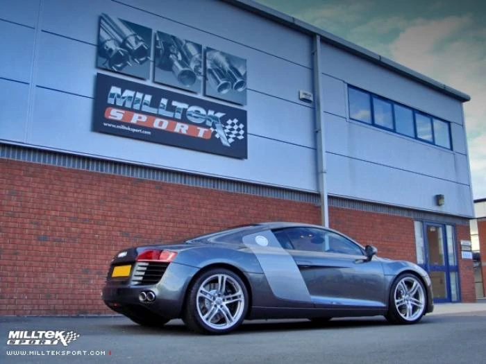 Výfukový systém pre Audi R8 4.2 FSi V8