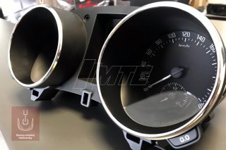 Tachometer Skoda Yeti 2013 - detail