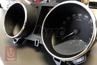 Tachometer Skoda Yeti 2013 - detail