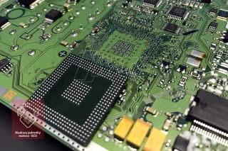 Výmena a programovanie procesora Tricore TC1797 - osadenie MPC
