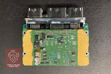 Riadiaca jednotka BCU John Deere AL204145 - základná doska