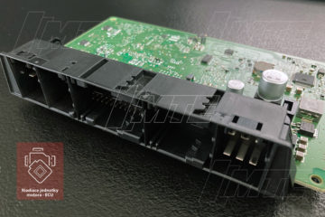 MB CPC5 A0554462702 Bosch 0281020794 - konektory