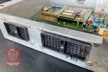ECU Liebherr BST-EHR R5.7 10279163 - konektory