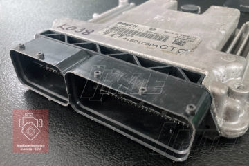 Riadiaca jednotka 0281011511 Bosch EDC16c8 Alfa Romeo - konektor