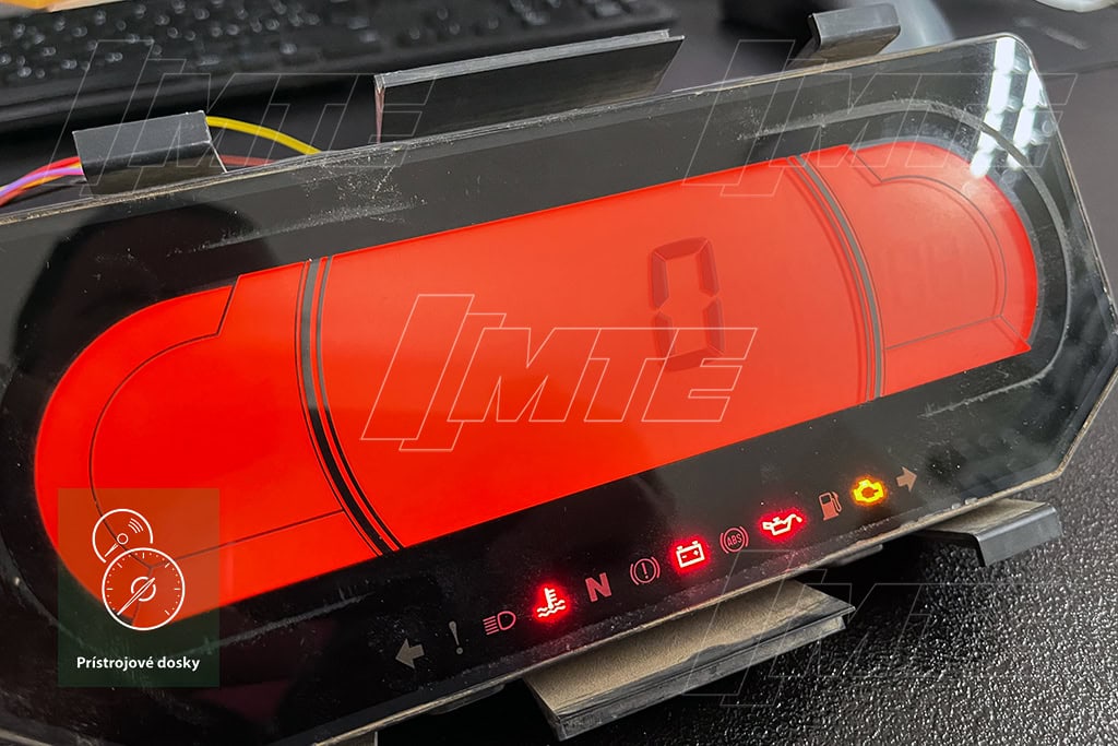 IPC nereaguje, poškodený softvér znemožňuje akúkoľvek funkciu jednotky