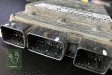 Pohľad na konektory ECU DCU201 Ford Transit TDCi
