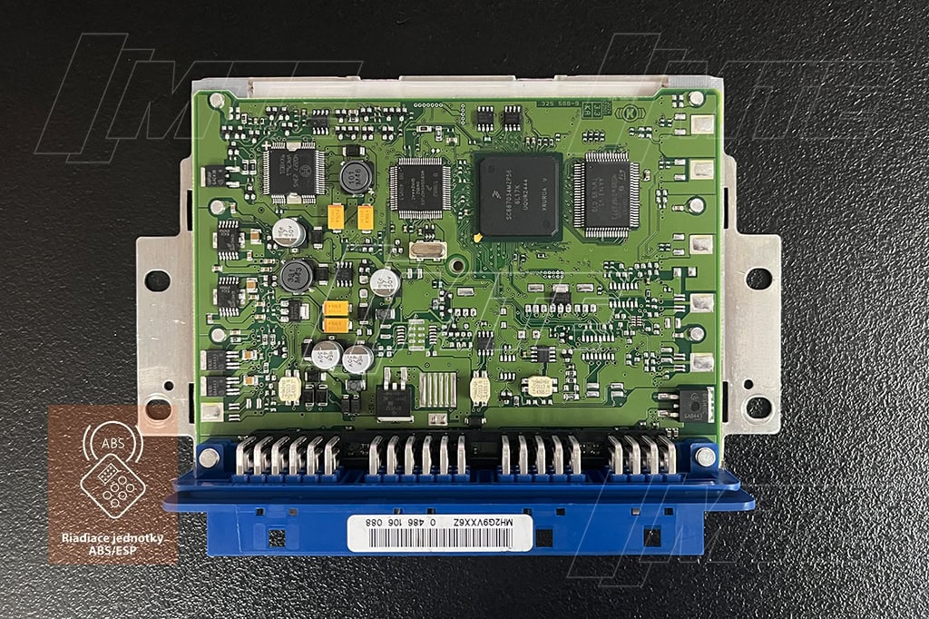 Vnútro EBS5 modulu po demontáži krytu — riadiaca elektronická základná doska