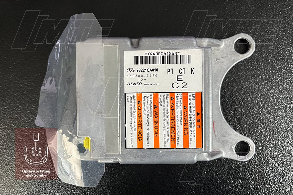 Riadiaca jednotka airbagov Denso 150300-4760 (98221CA010) — pohľad zhora so štítkom, Toyota GT86