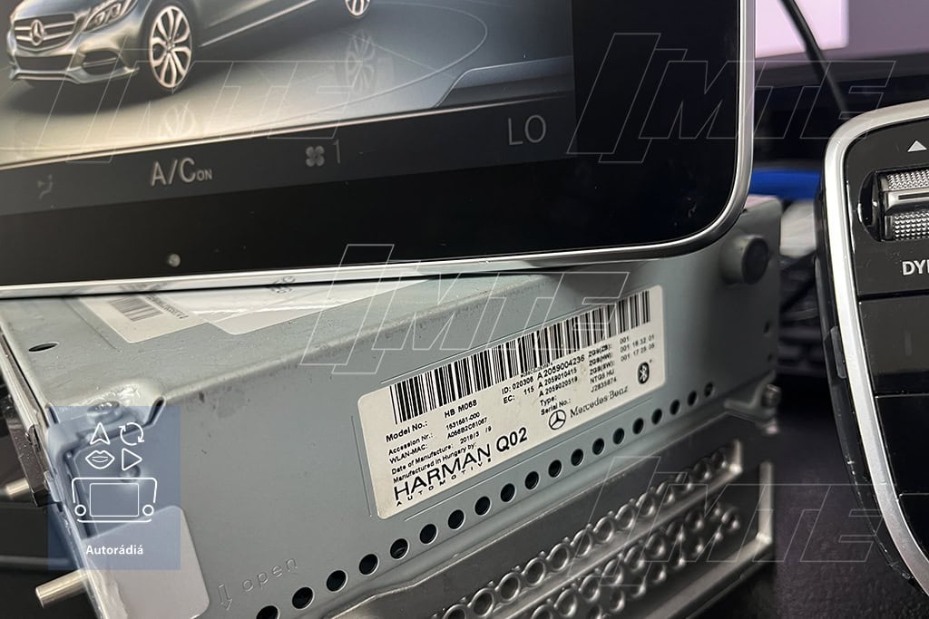 Štítok hlavnej jednotky COMAND NTG5.0 — Model no, WLAN-MAC no, ID, EC, Type, SN
