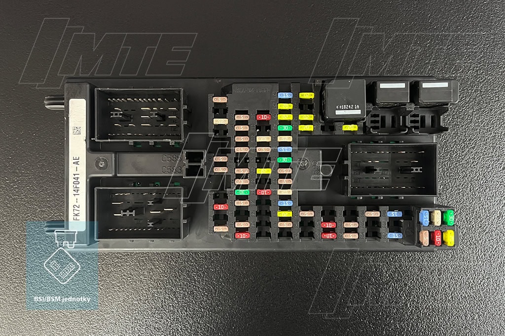BCM modul FK72-14F041-AE — konektory, relé a poistky, Land Rover Discovery Sport L550